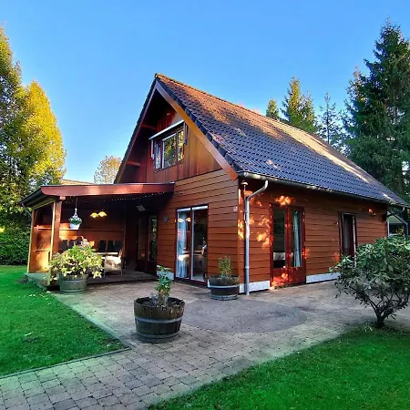Сasa de vacaciones With Beautiful Garden Epe