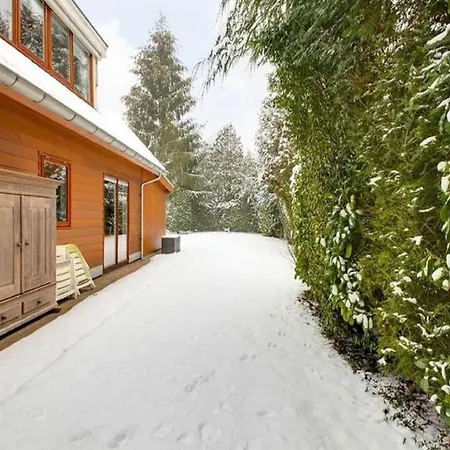 Terrace With Lush Garden Holiday home Epe