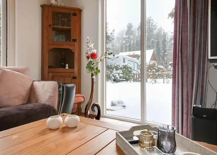 Dom wakacyjny Terrace With Lush Garden Epe