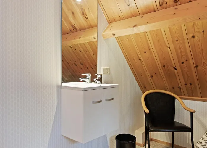 Dom wakacyjny Terrace With Lush Garden