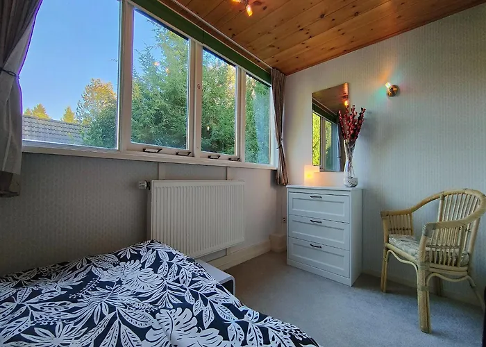 Dom wakacyjny Terrace With Lush Garden