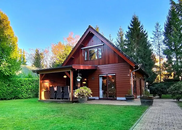 Dom wakacyjny Terrace With Lush Garden